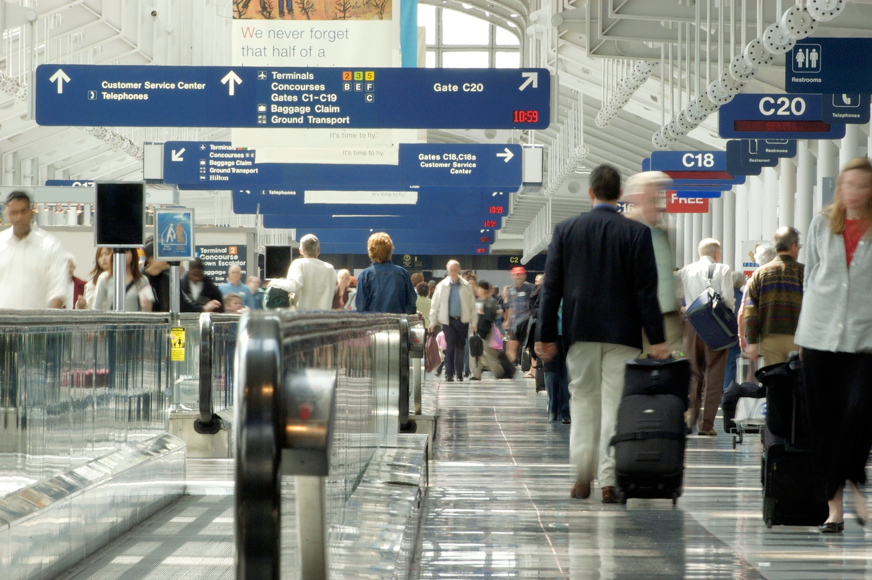 /_next/static/media/airport.cb78778e.jpg
